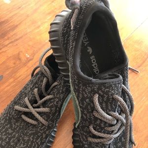 Brand New Addias YZY